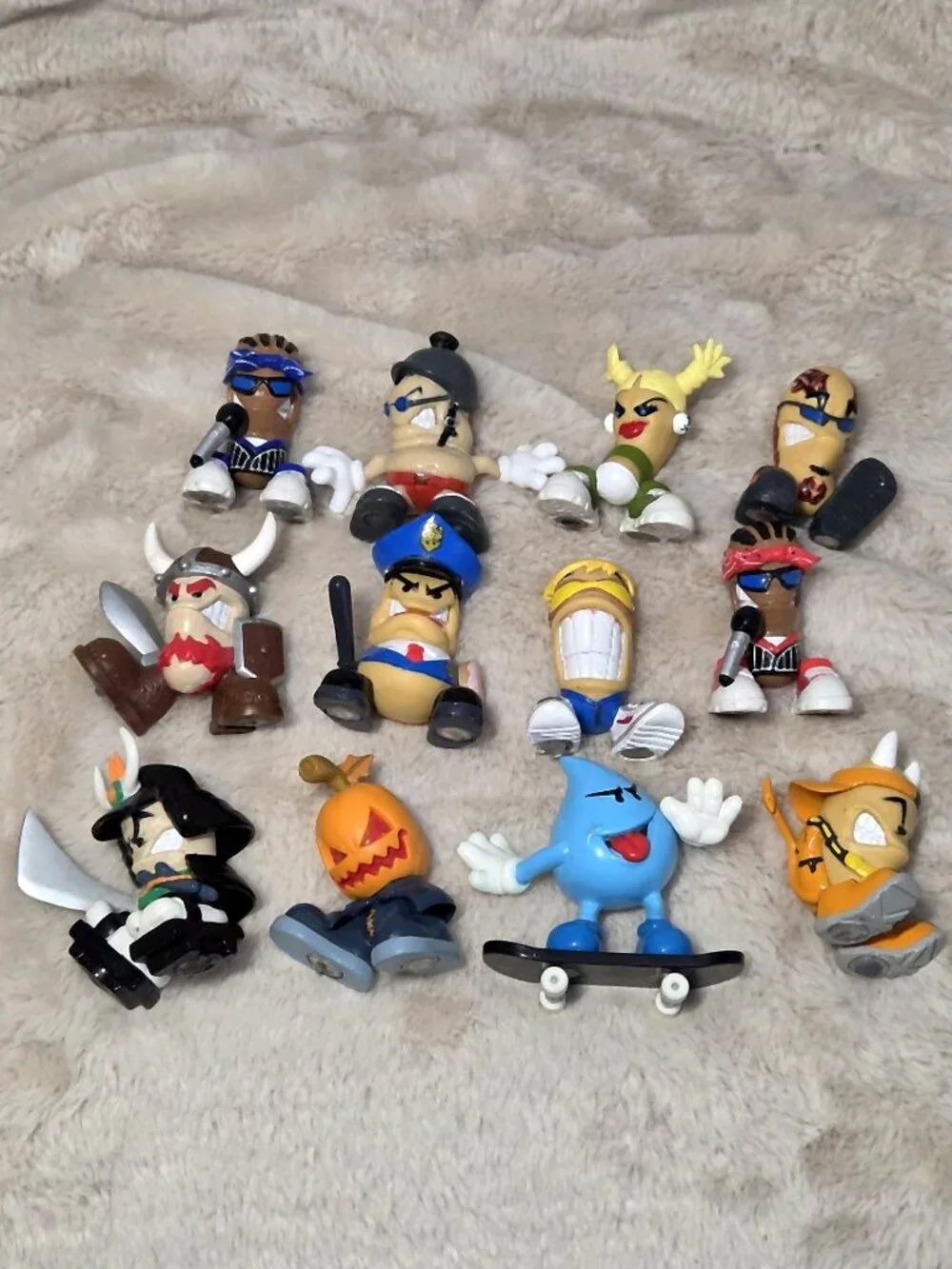 Lot of 12 Vintage 2000s Tech Deck Dudes - Waterdrop Pumpkin ++ - #B1